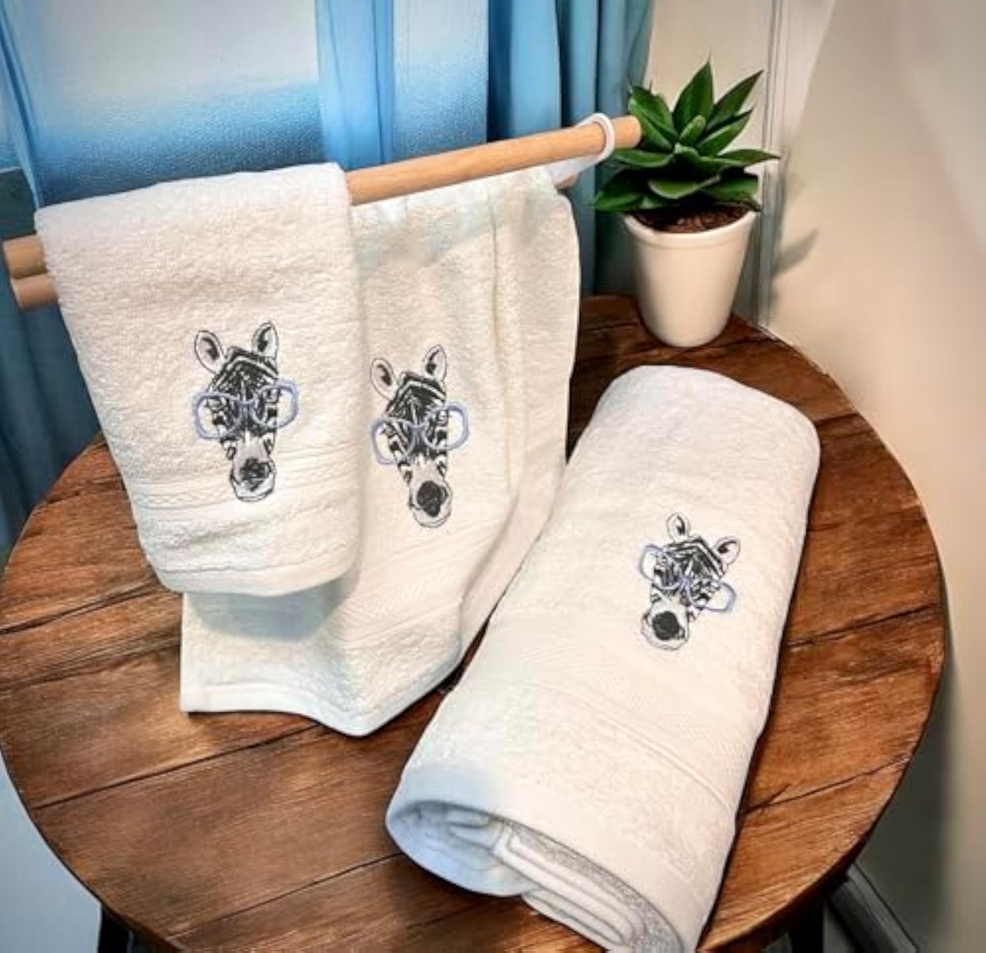 Bamboo Towel Set (3 Pieces), Luxury Soft Absorbent Towels